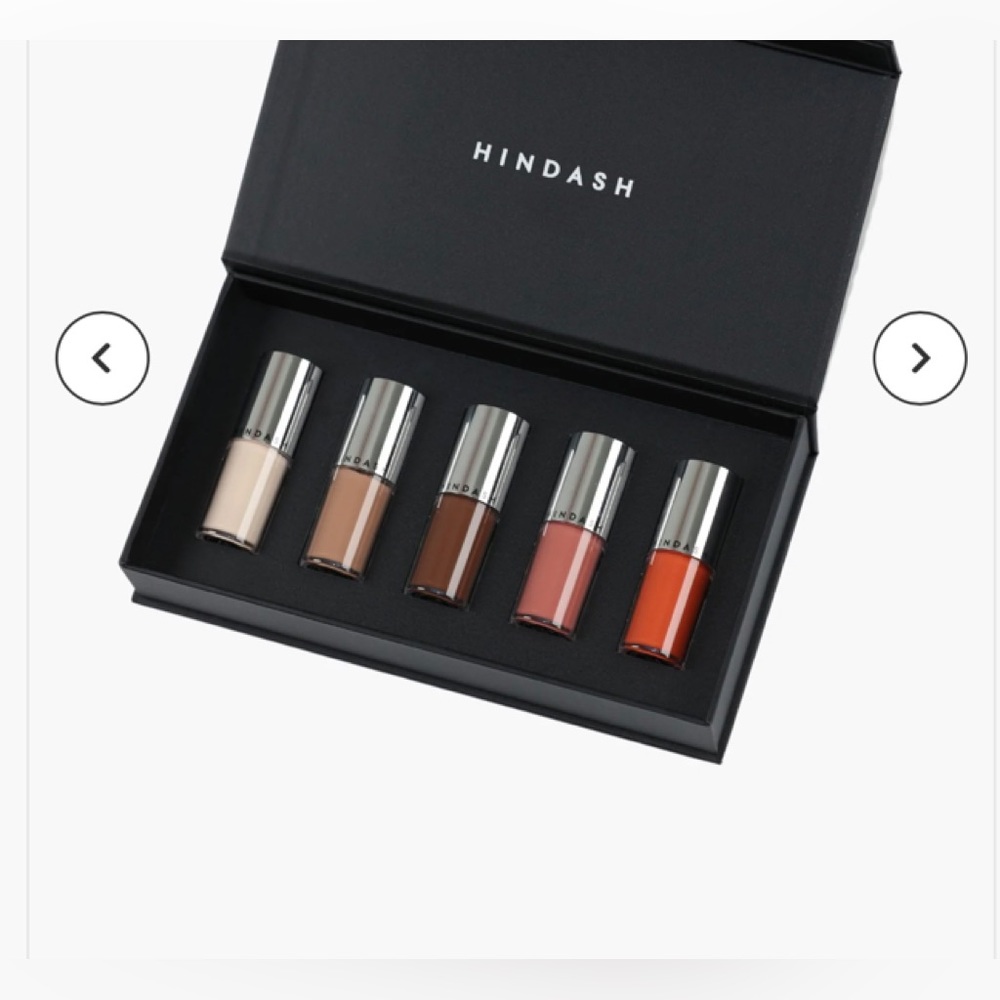 Hindash makeup pallet.